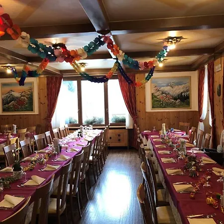 Hotel Genzianella 3*